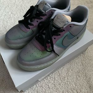 Air Force 1 LV8 - Anthracite / Anthracite Stealth